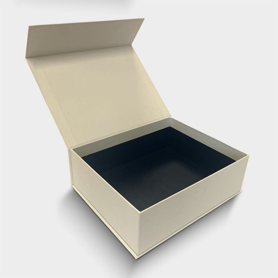 Bej Mıknatıslı Kutu