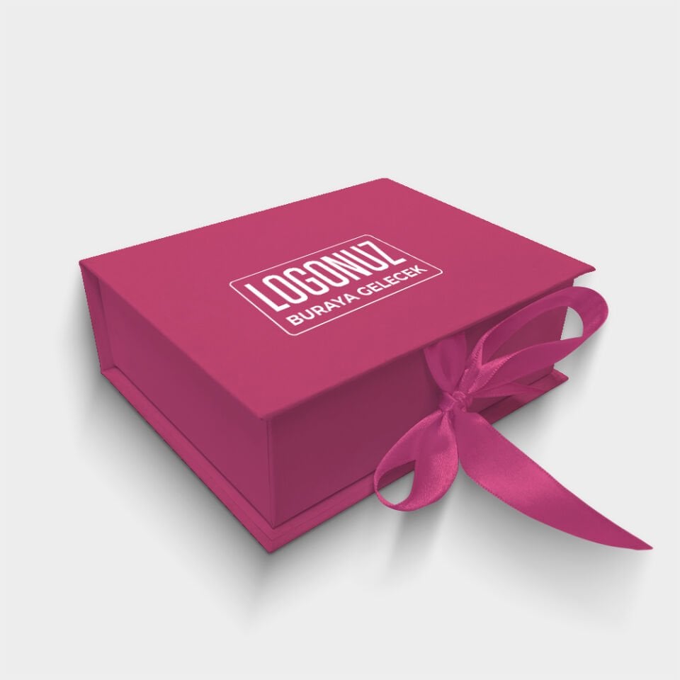 Fuşya Kurdelalı Kutu